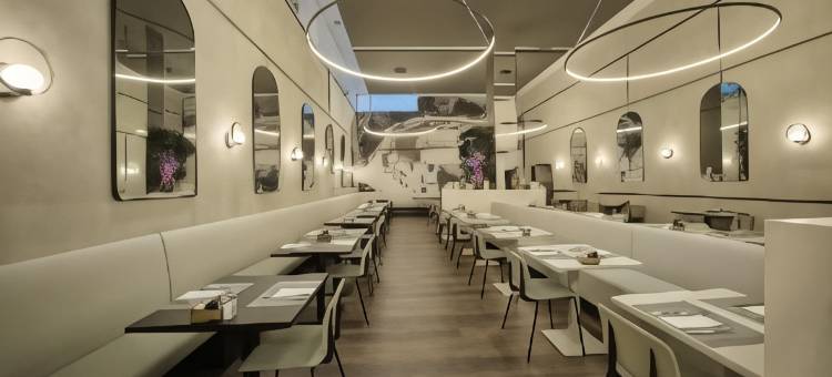 1881 马德里酒店销售(1881 Madrid Ventas Hotel)图片