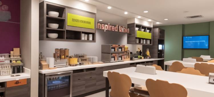 印第安纳波利斯市区希尔顿惠庭酒店(Home2 Suites by Hilton - Indianapolis/Downtown)图片