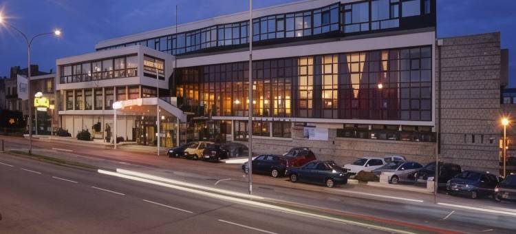 迪耶普卡斯诺大酒店(L'Échappée - Hôtel Casino Dieppe)图片