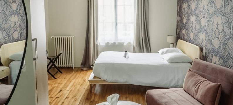 德拉普拉斯酒店(Logis -Hotel & Restaurant de la Place)图片