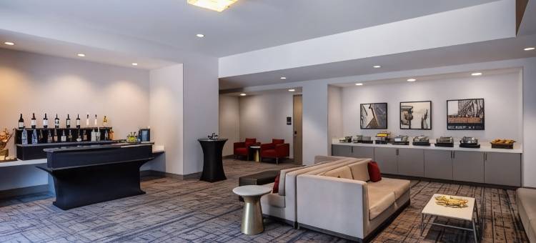 希尔顿芝加哥西环富尔顿市场区Homewood套房酒店(Homewood Suites by Hilton Chicago West Loop Fulton Market Area)图片