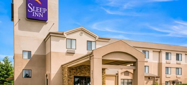 堪萨斯城国际机场品质酒店(Quality Inn Kansas City International Airport)图片