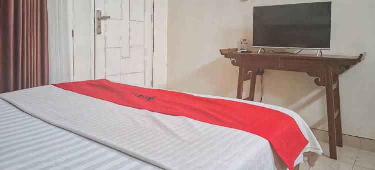 RedDoorz @ Hotel Arwana Safari Puncak (Formerly Hotel Arwana Safari Puncak)图片
