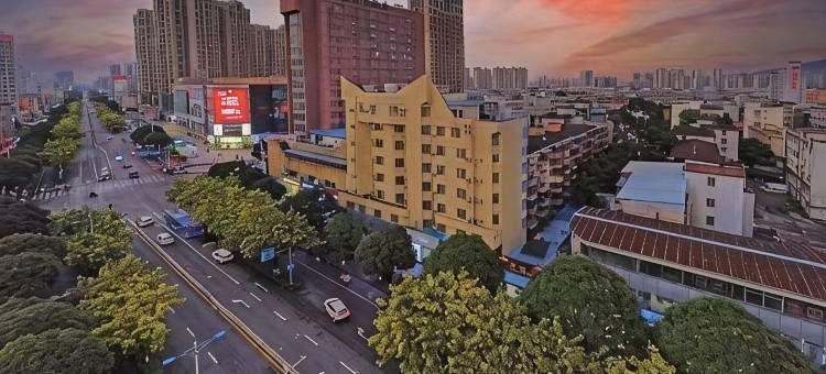 钦州艾克电竞民宿图片