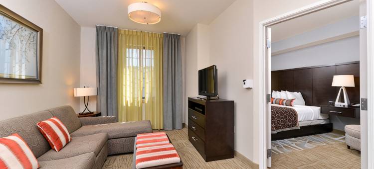 Staybridge Suites 圣安东尼奥 - 石OAK by IHG(Staybridge Suites SAN ANTONIO - STONE OAK by IHG)图片