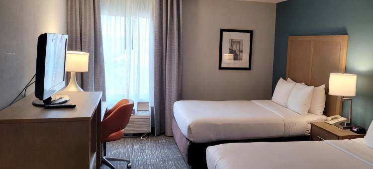 亚历山德里亚西部舒适酒店及套房(Comfort Inn & Suites Alexandria West)图片