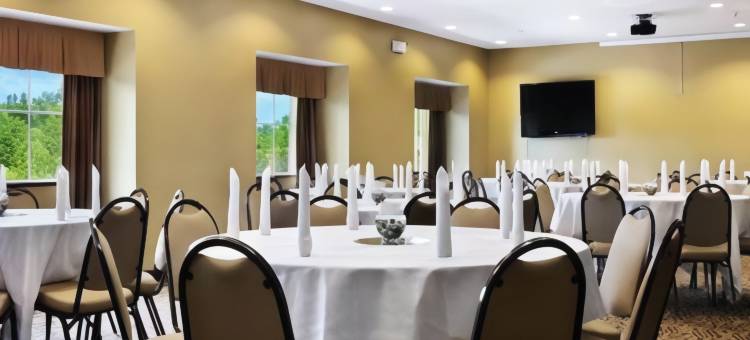 佩里温德姆玛丽埃塔麦客达套房酒店(Microtel Inn & Suites by Wyndham Marietta)图片