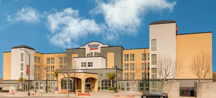 旧金山机场万枫套房酒店(Fairfield Inn & Suites San Francisco Airport/Millbrae)图片