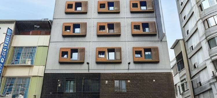 叆嗨三多行旅图片