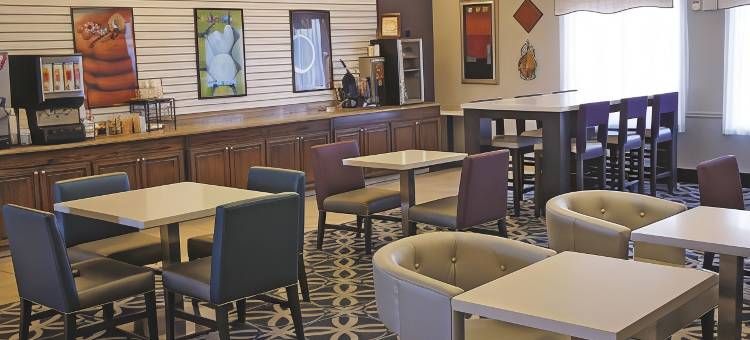 布朗伍德拉昆塔温德姆套房酒店(La Quinta Inn & Suites by Wyndham Brownwood)图片