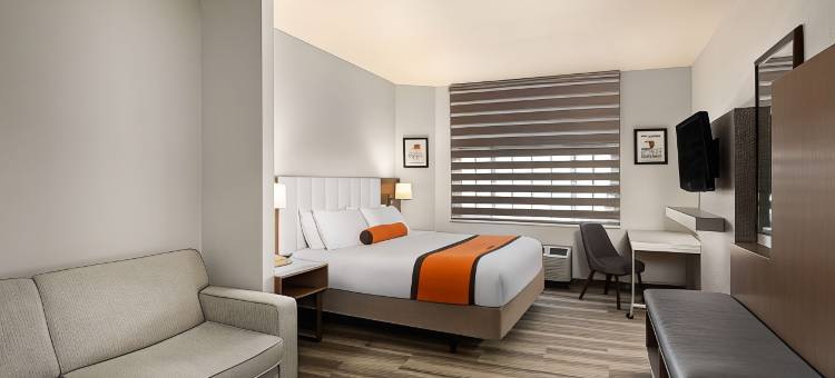 Hotel Marguerite Anaheim/Garden Grove, Trademark Collection图片