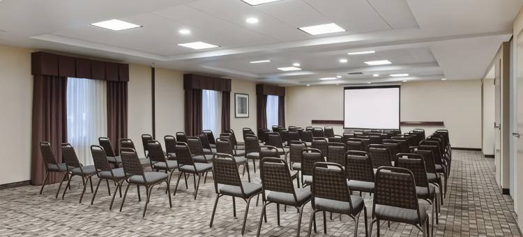 奥克兰机场阿拉梅达欢朋套房酒店(Hampton Inn & Suites Oakland Airport-Alameda)图片