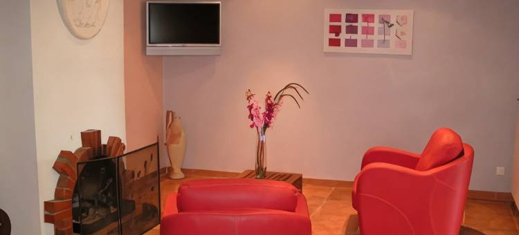 洛伊乐普林通斯酒店(Logis le Printemps Hôtel Restaurant - Montélimar)图片