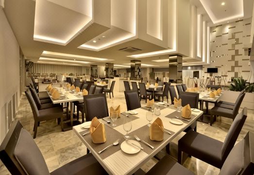 Tjokro Hotel Pekanbaru Hotel Overview