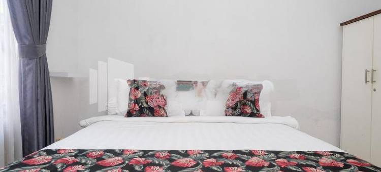 优佳11号精品清真米特拉红门酒店-靠近日惹加查马达大学(Just 11 Boutique Syariah Mitra RedDoorz Near Ugm Yogyakarta)图片