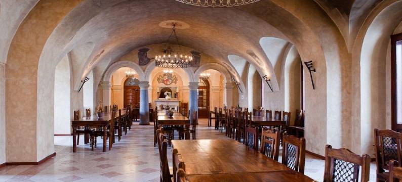 兹比罗赫城堡酒店(Chateau Zbiroh)图片