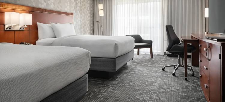 旧金山拉克斯珀兰丁/马林郡万怡酒店(Courtyard San Francisco Larkspur Landing/Marin County)图片