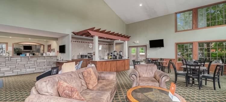 特拉弗斯市豪生酒店(Howard Johnson by Wyndham Traverse City)图片