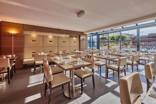 Le Churchill Hôtel & SpaOver view