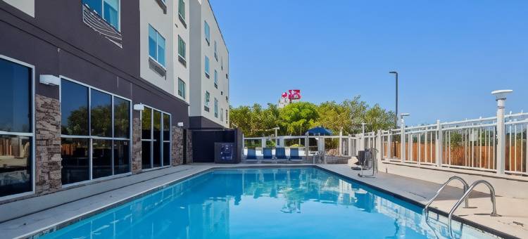 罗兰贝斯特韦斯特优质套房酒店(Best Western Plus Roland Inn  Suites)图片