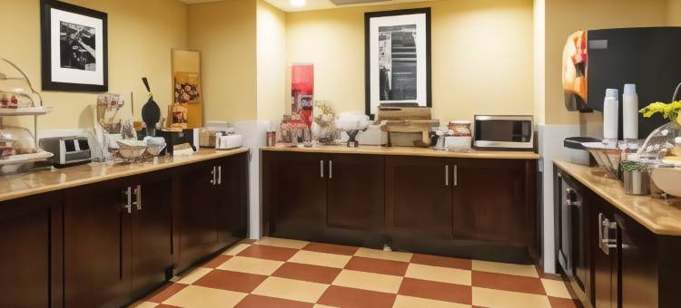 欢朋酒店-巴吞鲁日-I-10及学院路(Hampton Inn by Hilton Baton Rouge-I-10 & College Dr.)图片