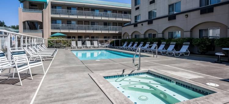 贝灵厄姆凯艺酒店大套房(Quality Inn Grand Suites Bellingham)图片