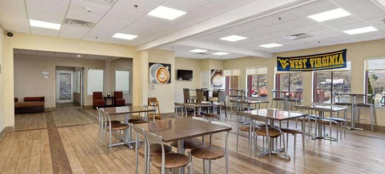 摩根敦- 大学区品质酒店&套房(Quality Inn & Suites Morgantown - University Area)图片
