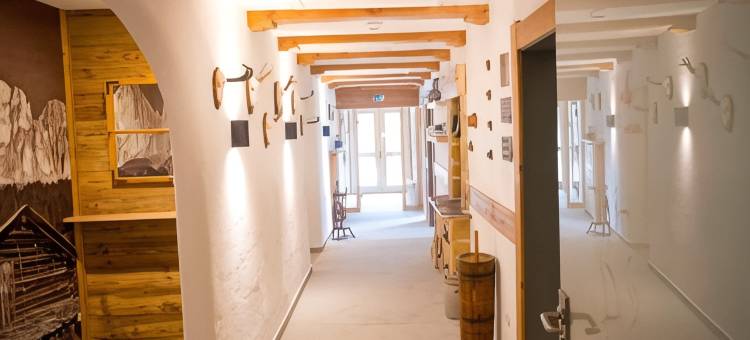 伯格特洛尔酒店(Berghoteltirol)图片