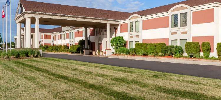 罗斯维尔/底特律地区温德姆戴斯套房酒店(Days Inn & Suites by Wyndham Roseville/Detroit Area)图片