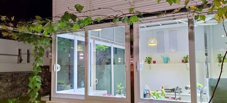 位于峇株巴辖市中心的4卧室独栋房屋-370平方米|带2个独立浴室(Tiny Farm  @ Nature Inspiration & Gathering Place)图片