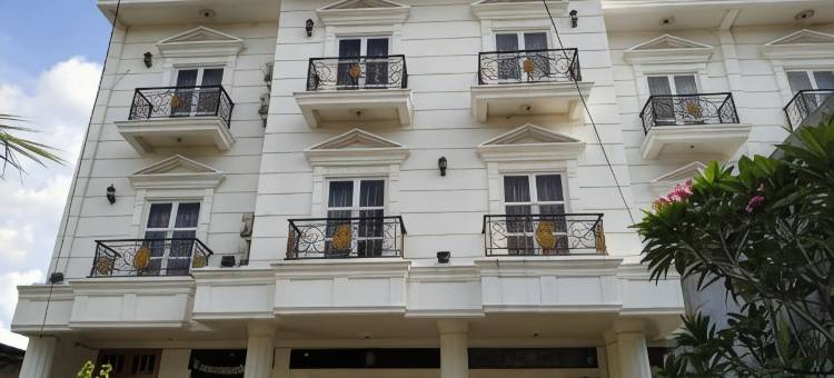 拉哈特车站附近的红多兹·西亚里亚(RedDoorz Syariah Near Lahat Station)图片