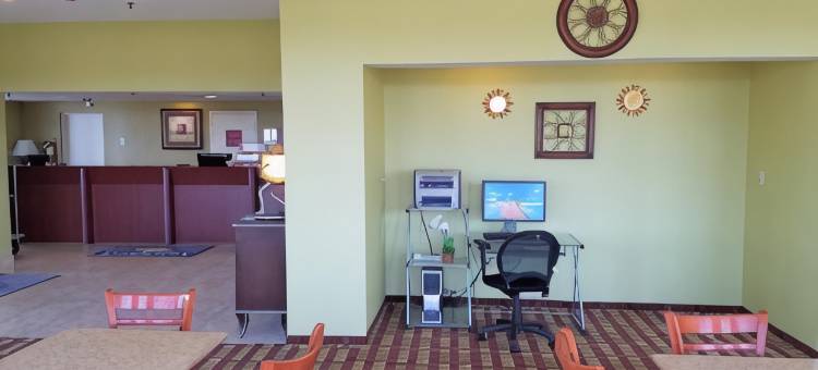 温莎洛克斯 戴斯酒店-布拉德利国际机场(Days Inn by Wyndham Windsor Locks / Bradley Intl Airport)图片