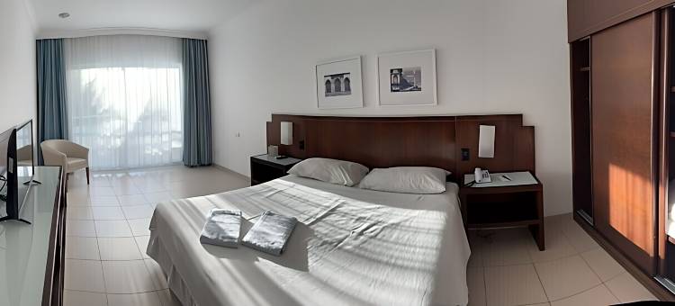 巴伊亚广场酒店(Bahia Plaza Hotel)图片