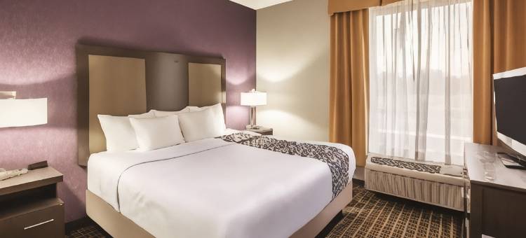 梅卡尼克斯堡哈里斯堡拉昆塔温德姆套房酒店(La Quinta Inn & Suites by Wyndham Mechanicsburg - Harrisburg)图片