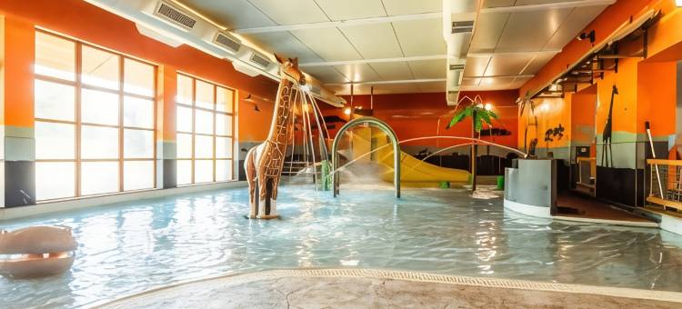 切辛顿野生动物园观赏旅行酒店(Chessington Safari Hotel)图片