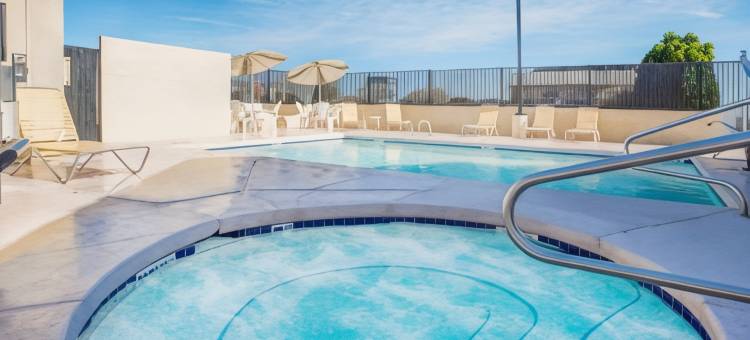 凤凰城北戴斯酒店(Days Inn by Wyndham Phoenix North)图片