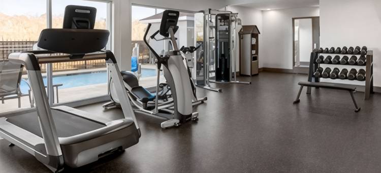 洛克斯特格罗夫拉昆塔温德姆套房酒店(La Quinta Inn & Suites by Wyndham Locust Grove)图片