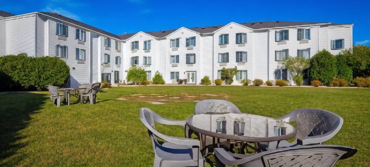 Charlevoix Inn & Suites SureStay Collection by Best Western(Charlevoix Inn & Suites SureStay Collection by Best Western)图片