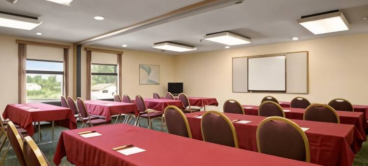 哥伦比亚市速8酒店(Super 8 by Wyndham Columbia City)图片