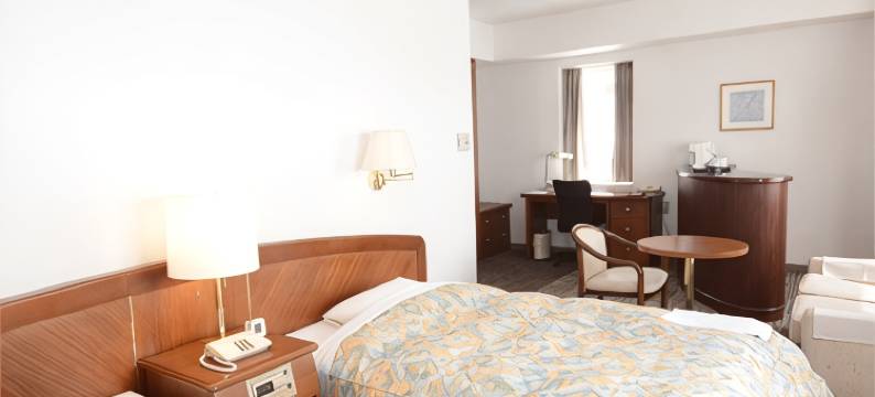 冈谷皇冠山酒店(Hotel Crown Hills Okaya)图片