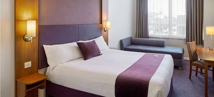 利物浦约翰列侬机场普瑞米尔酒店(Premier Inn Liverpool John Lennon Airport)图片