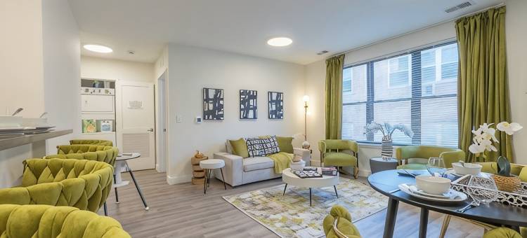 奢华与橄榄公寓 ~ 4间浴室、10张床+可免费停放2辆车(Opulence n Olive ~ 4bath, 10 beds+Park 2 cars FREE)图片