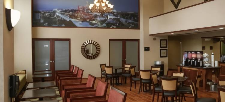 克利夫兰曼图尔欢朋套房酒店(Hampton Inn & Suites Cleveland-Mentor)图片