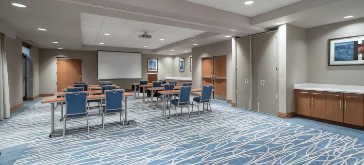 纽约纽堡斯图尔特机场欢朋酒店(Hampton Inn & Suites Newburgh - Stewart Airport)图片