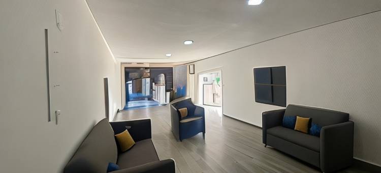 OYO圣米格尔别墅酒店(Hotel Villas de San Miguel Media Luna)图片
