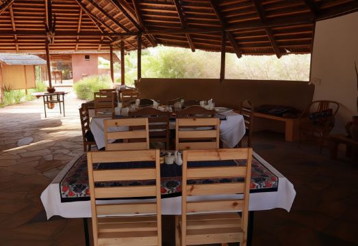 Ishara LodgeHotel Overview