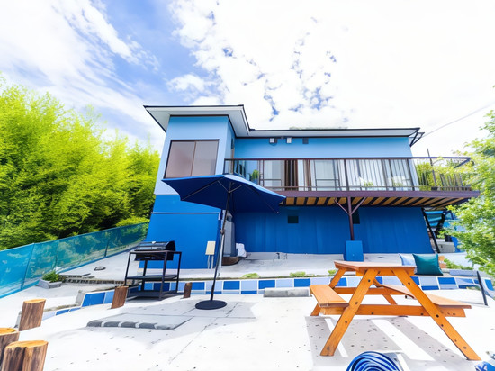 Awaji Seaside Villa in Goshiki