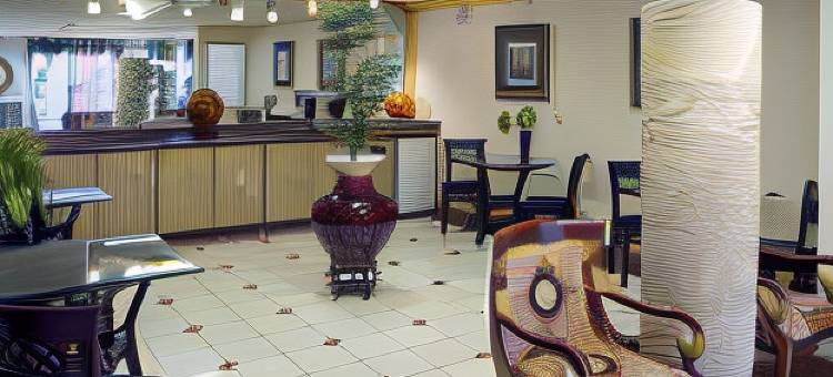 方塔纳美洲最佳价值套房酒店(Americas Best Value Inn and Suites Fontana)图片