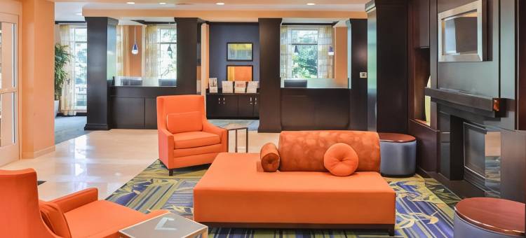 塔科马普亚勒普万枫套房酒店(Fairfield Inn & Suites Tacoma Puyallup)图片
