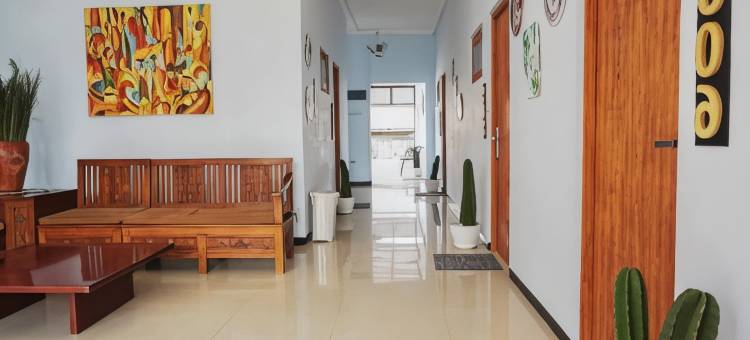 红多兹酒店-近玛琅维罗德罗梅2号(RedDoorz Near Velodrome Malang 2)图片